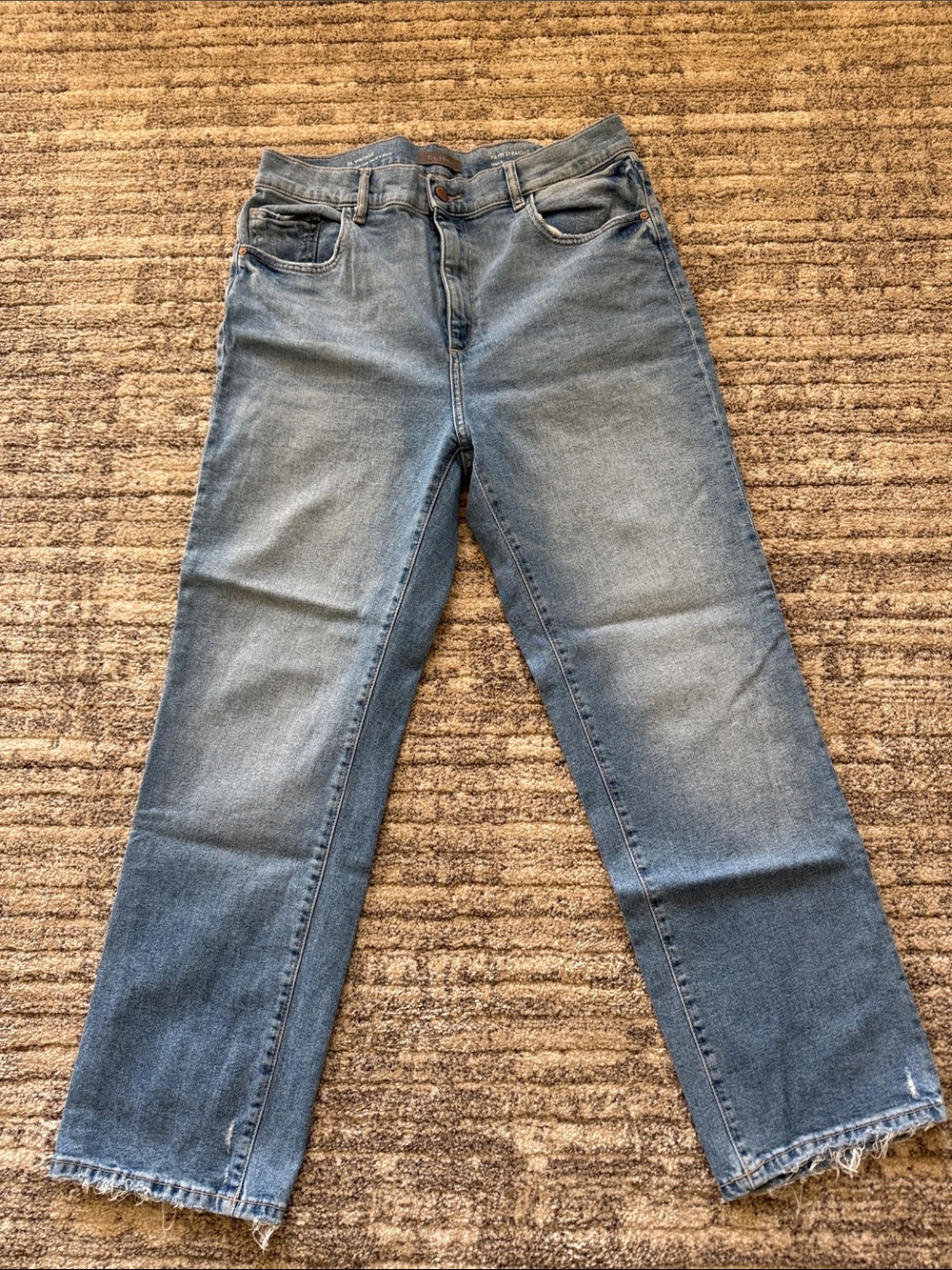DL1961 Women's Straight-Leg Jeans in Light Blue Wash